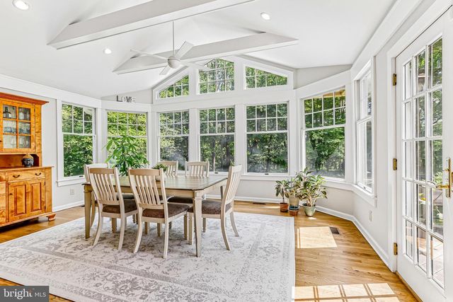 13 COVENTRY LN, Hopewell, NJ 08525