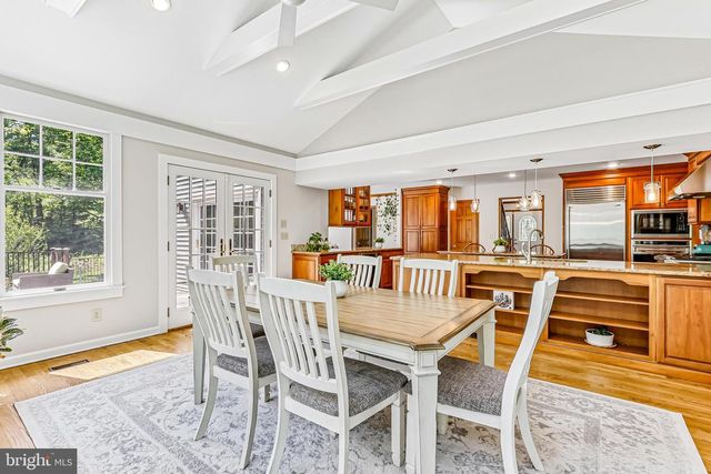 13 COVENTRY LN, Hopewell, NJ 08525