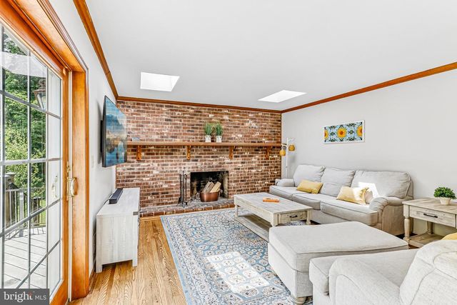 13 COVENTRY LN, Hopewell, NJ 08525