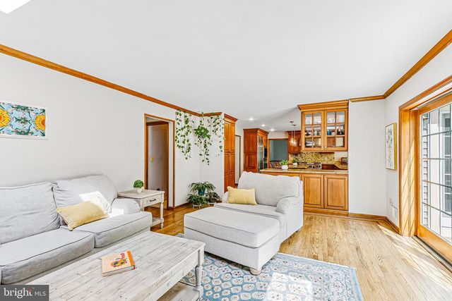 13 COVENTRY LN, Hopewell, NJ 08525
