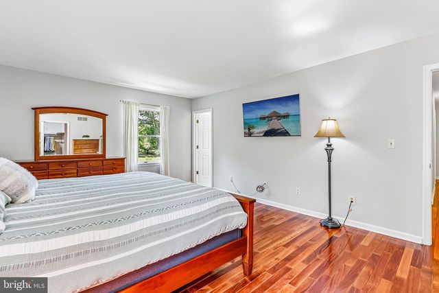 13 COVENTRY LN, Hopewell, NJ 08525