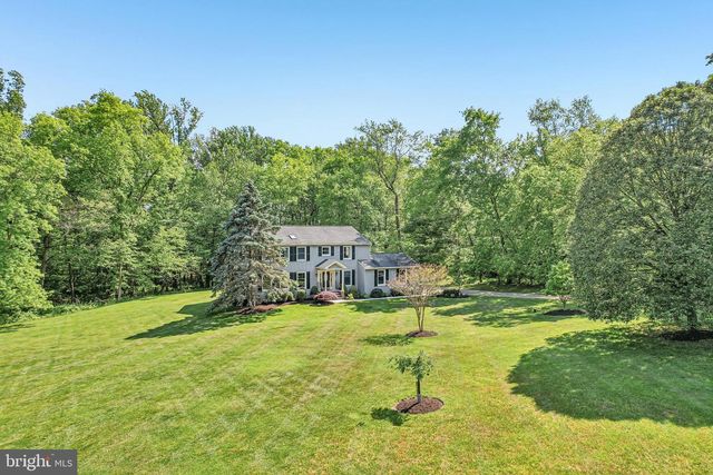 13 COVENTRY LN, Hopewell, NJ 08525