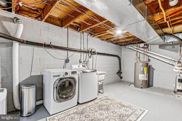 13 COVENTRY LN, Hopewell, NJ 08525