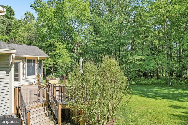 13 COVENTRY LN, Hopewell, NJ 08525