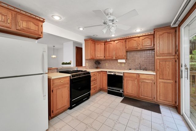 132 Forest St, Weymouth, MA 02190