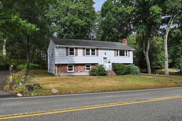 132 Forest St, Weymouth, MA 02190