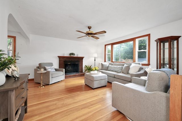 132 Forest St, Weymouth, MA 02190