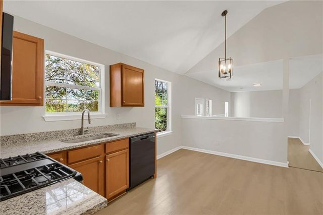 6566 Shaffers Way, Lithonia, GA 30058