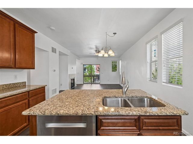 9520 Halstead Ln, Lone Tree, CO 80124