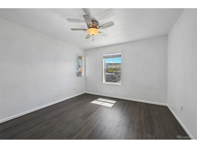 9520 Halstead Ln, Lone Tree, CO 80124