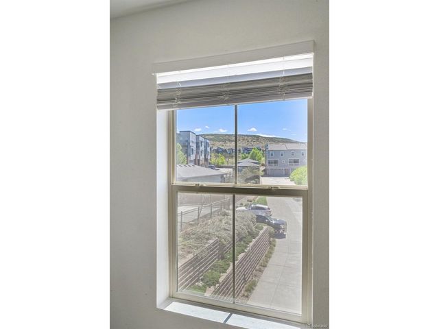 9520 Halstead Ln, Lone Tree, CO 80124