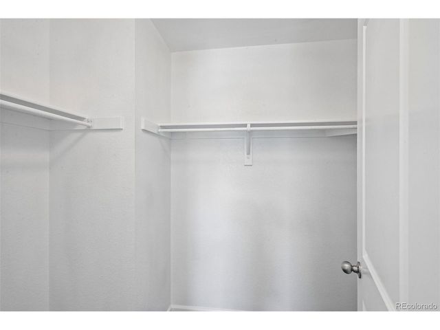 9520 Halstead Ln, Lone Tree, CO 80124