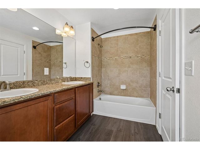 9520 Halstead Ln, Lone Tree, CO 80124