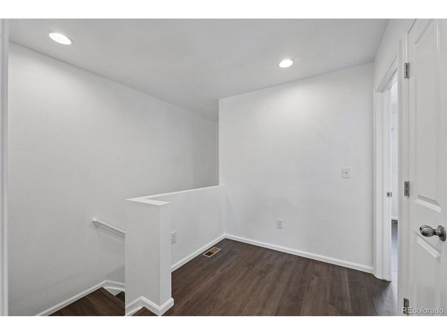 9520 Halstead Ln, Lone Tree, CO 80124