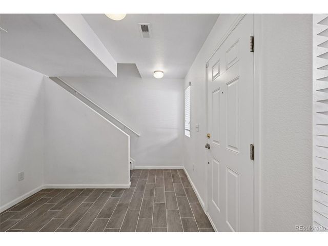 9520 Halstead Ln, Lone Tree, CO 80124