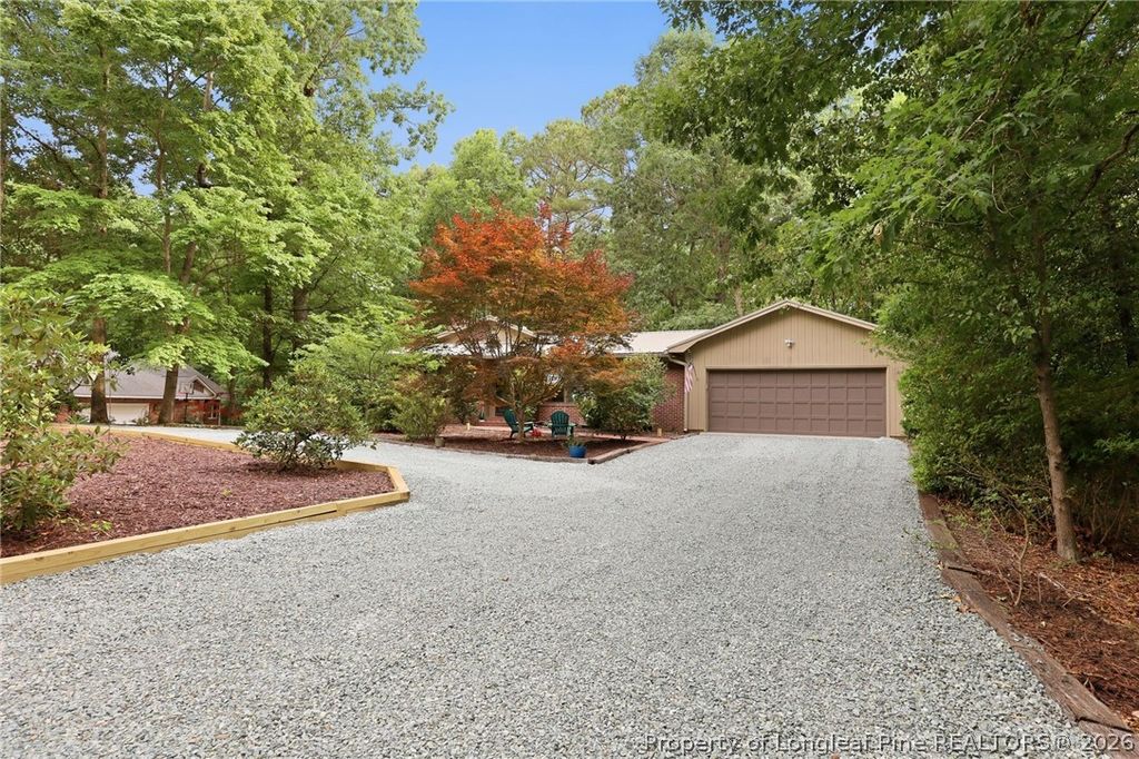 2073 Sandalwood Drive, Sanford, NC 27332 — photo 2