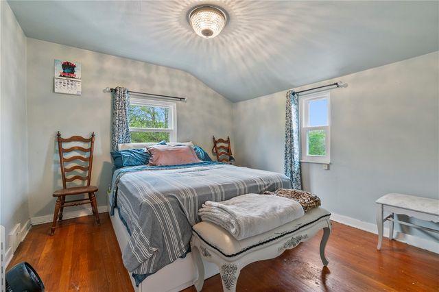 2703 Philadelphia Ave, Dormont, PA 15216