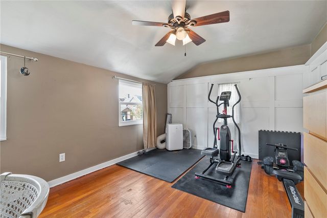 2703 Philadelphia Ave, Dormont, PA 15216