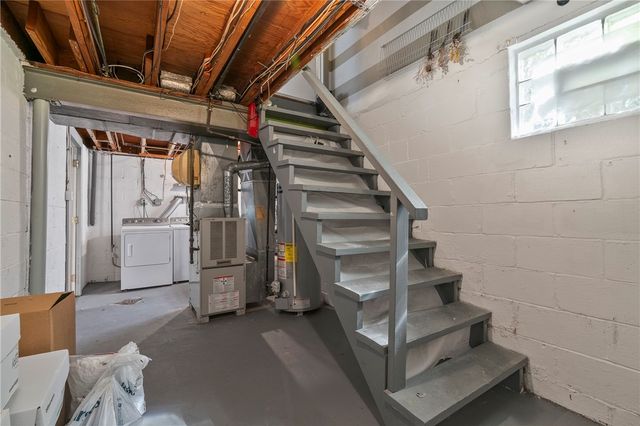 2703 Philadelphia Ave, Dormont, PA 15216