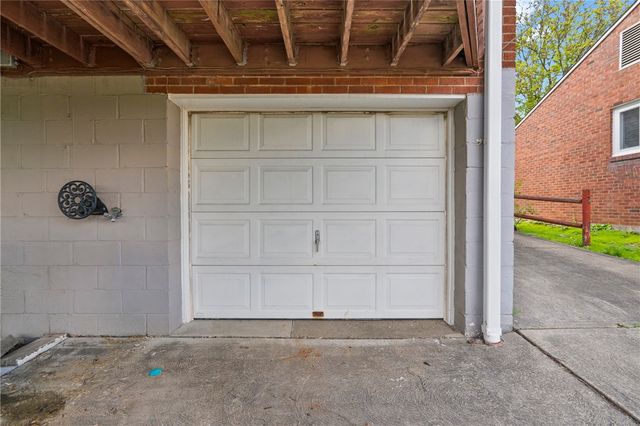 2703 Philadelphia Ave, Dormont, PA 15216