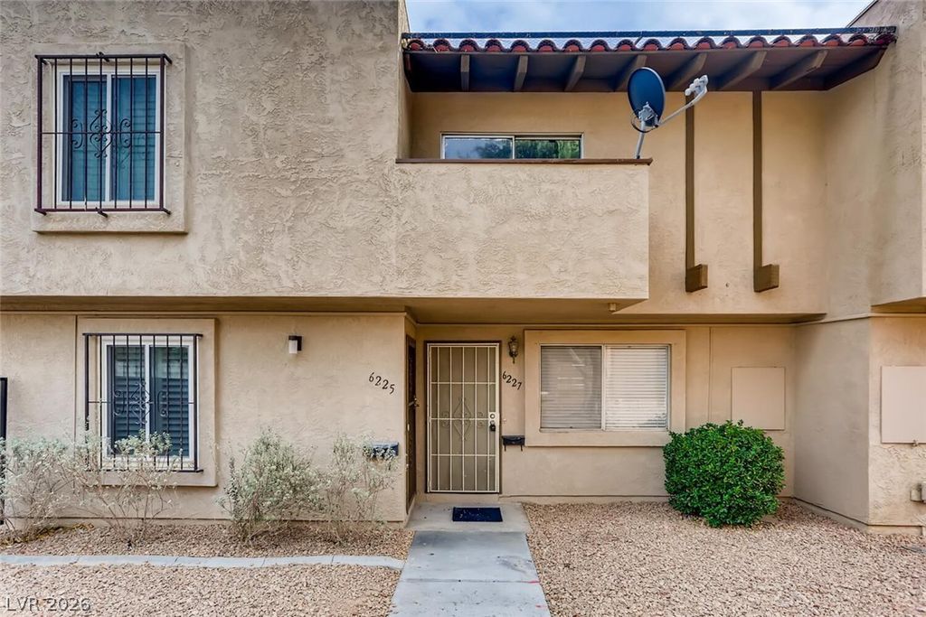 6227 Washington Avenue, Las Vegas, NV 89107 — photo 2