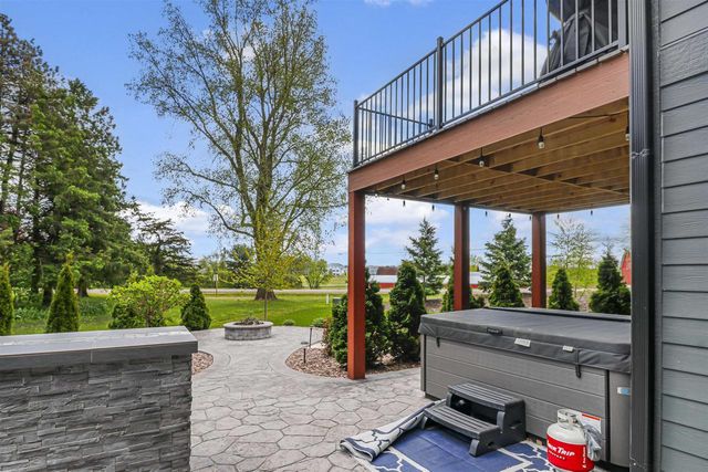 6612 Florance Ruth Lane, Sun Prairie, WI 53590