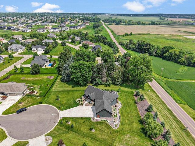6612 Florance Ruth Lane, Sun Prairie, WI 53590