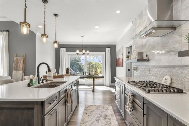 6612 Florance Ruth Lane, Sun Prairie, WI 53590