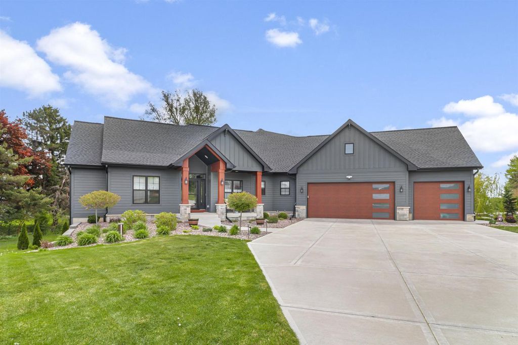 6612 Florance Ruth Lane, Sun Prairie, WI 53590