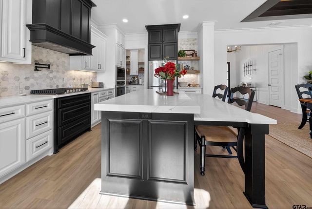 139 White-N-Gail, Bullard, TX 75757