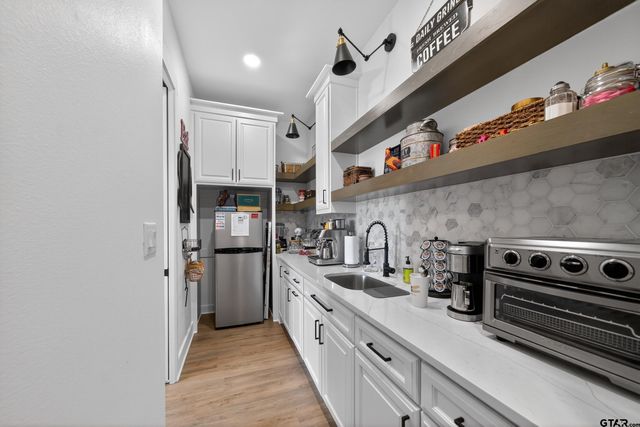 139 White-N-Gail, Bullard, TX 75757