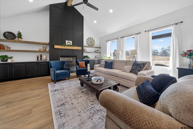 139 White-N-Gail, Bullard, TX 75757