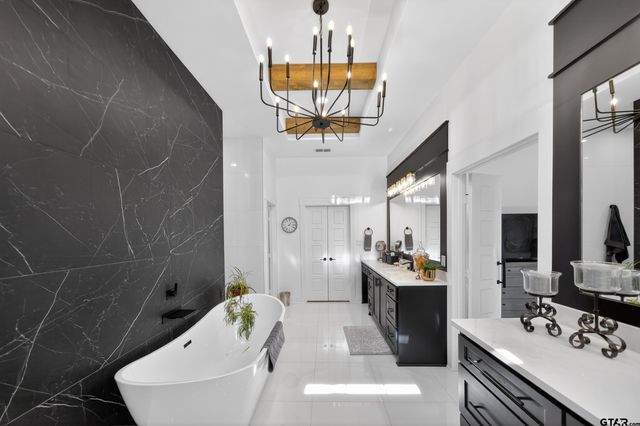 139 White-N-Gail, Bullard, TX 75757