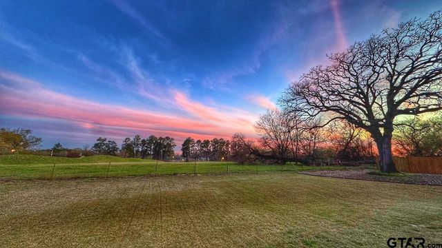 139 White-N-Gail, Bullard, TX 75757