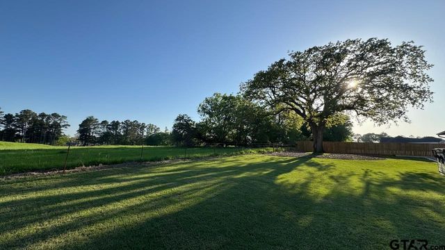 139 White-N-Gail, Bullard, TX 75757