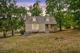 2211 48th Street NE, Canton, OH 44705