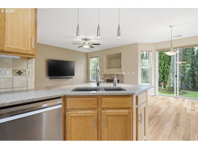 19515 Se 9TH Cir, Camas, WA 98607