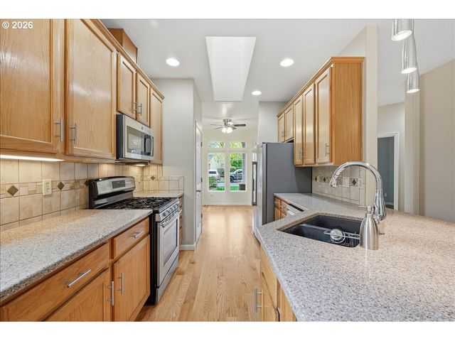 19515 Se 9TH Cir, Camas, WA 98607