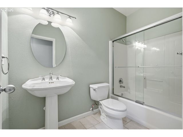 19515 Se 9TH Cir, Camas, WA 98607