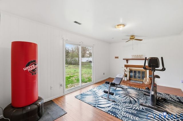 535 Petty St, Petersburg, VA 23805