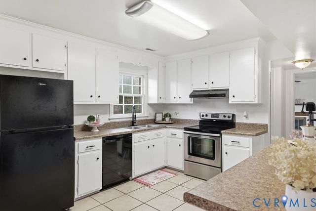 535 Petty St, Petersburg, VA 23805