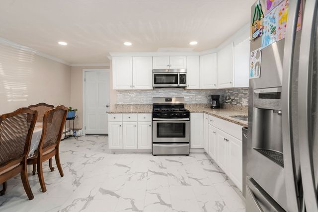 84 Howard Street, Lawrence, MA 01841