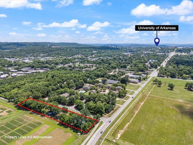 2190 N Garland Avenue, Fayetteville, AR 72704