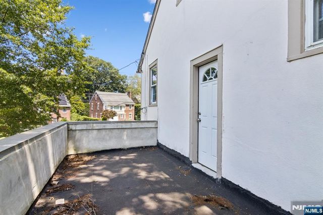 22 Elm Street, Tenafly, NJ 07670