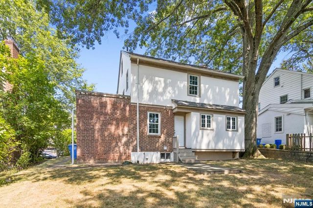 22 Elm Street, Tenafly, NJ 07670