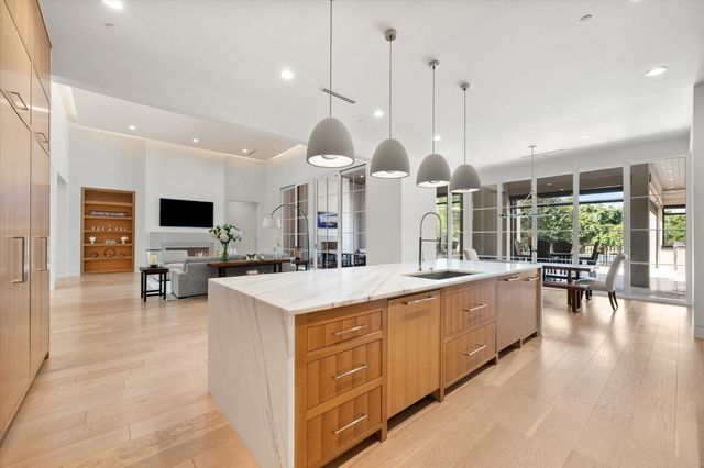 1905 Meadow View Court, Westlake, TX 76262