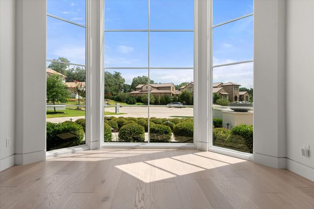 1905 Meadow View Court, Westlake, TX 76262
