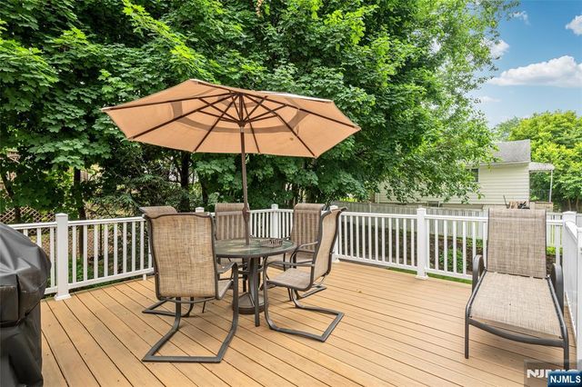 16 Highview Drive, Woodland Park, NJ 07424