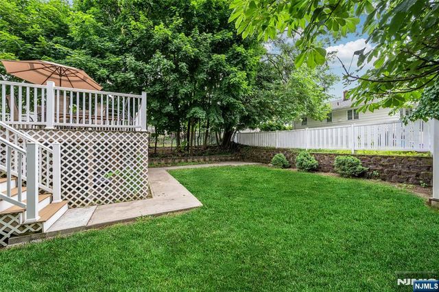 16 Highview Drive, Woodland Park, NJ 07424
