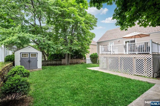 16 Highview Drive, Woodland Park, NJ 07424